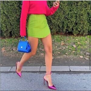 Zara Lime Green Textured Mini Skirt Size Small